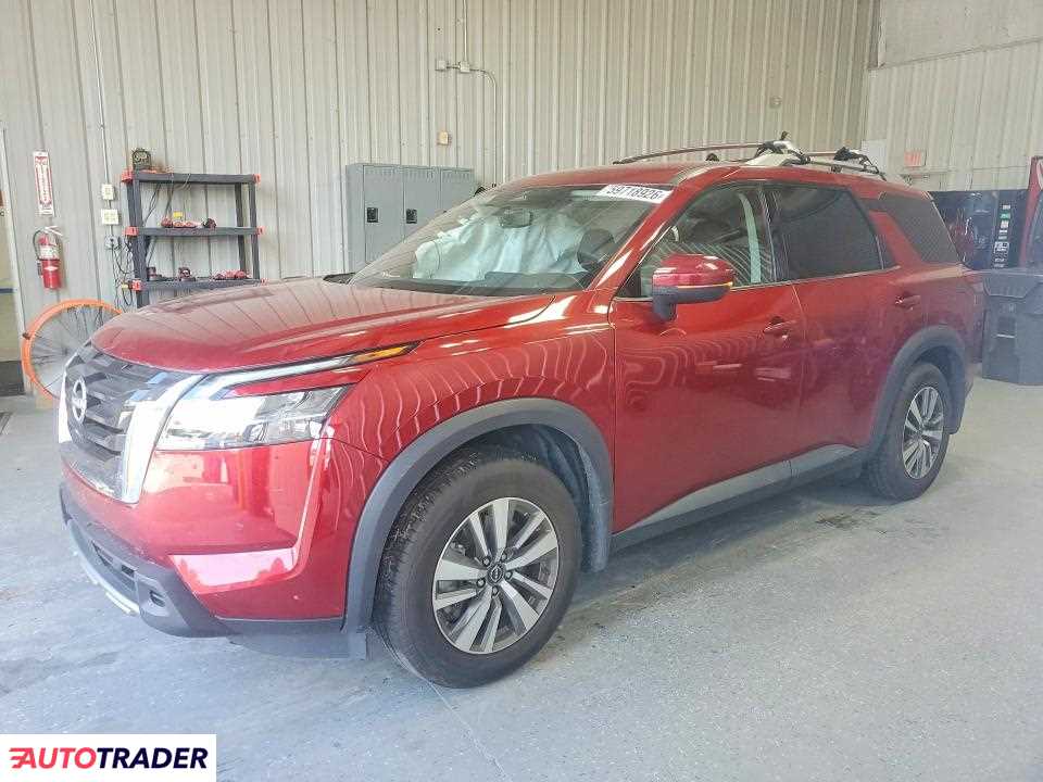 Nissan Pathfinder 2023 3
