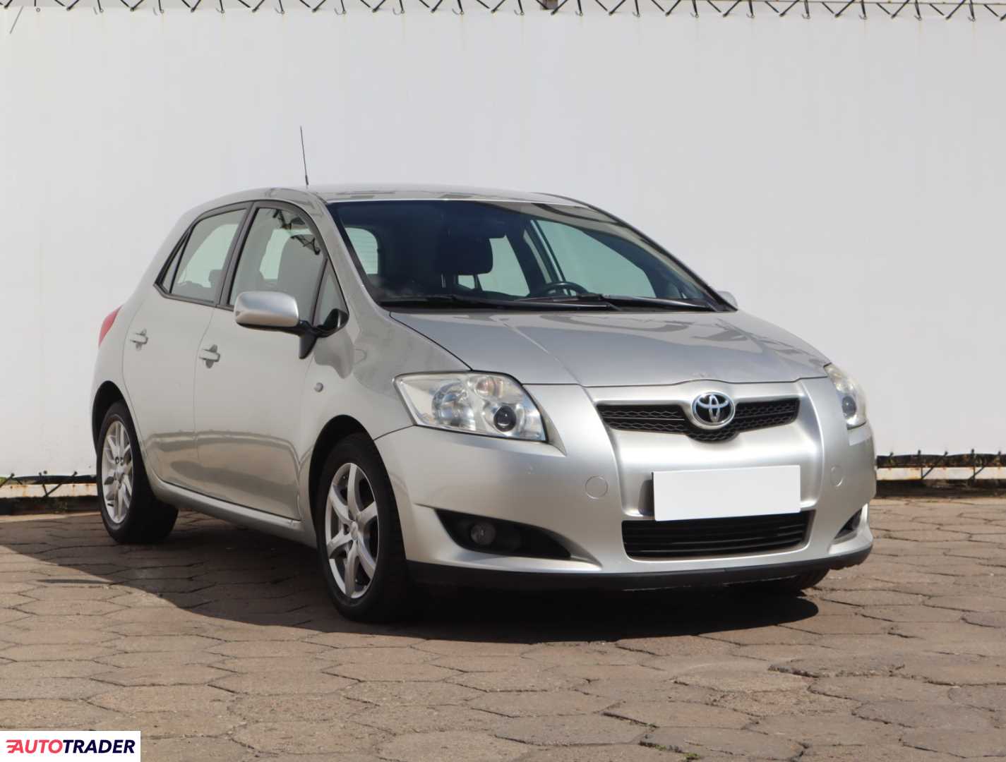Toyota Auris 2007 1.6 122 KM