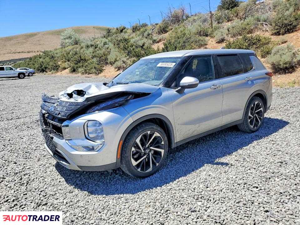 Mitsubishi Outlander 2022 2