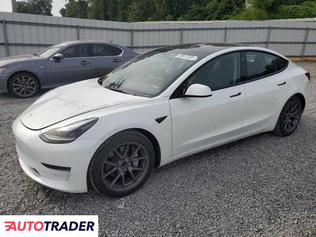 Tesla Model 3 2023