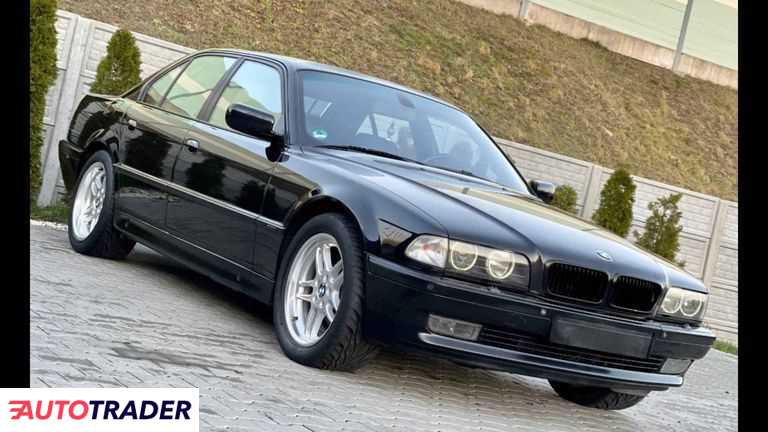 BMW 735 1996 245 KM