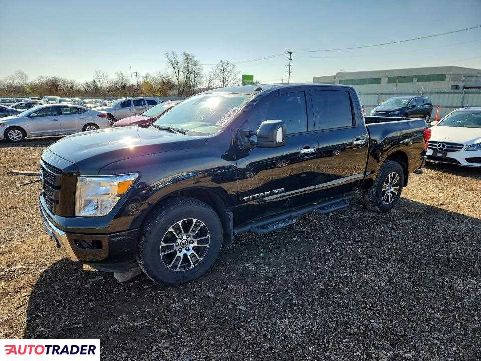Nissan Titan 2020 5