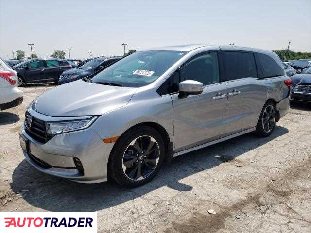 Honda Odyssey 2021 3