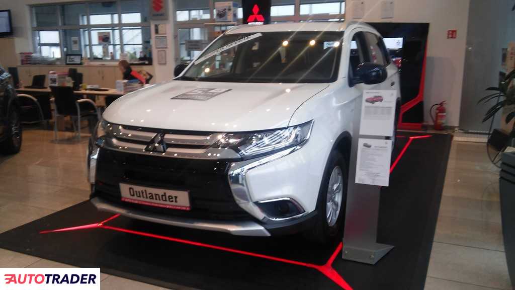 Mitsubishi Outlander 2017 2 150 KM Mitsubishi Outlander 2017 2 150 KM