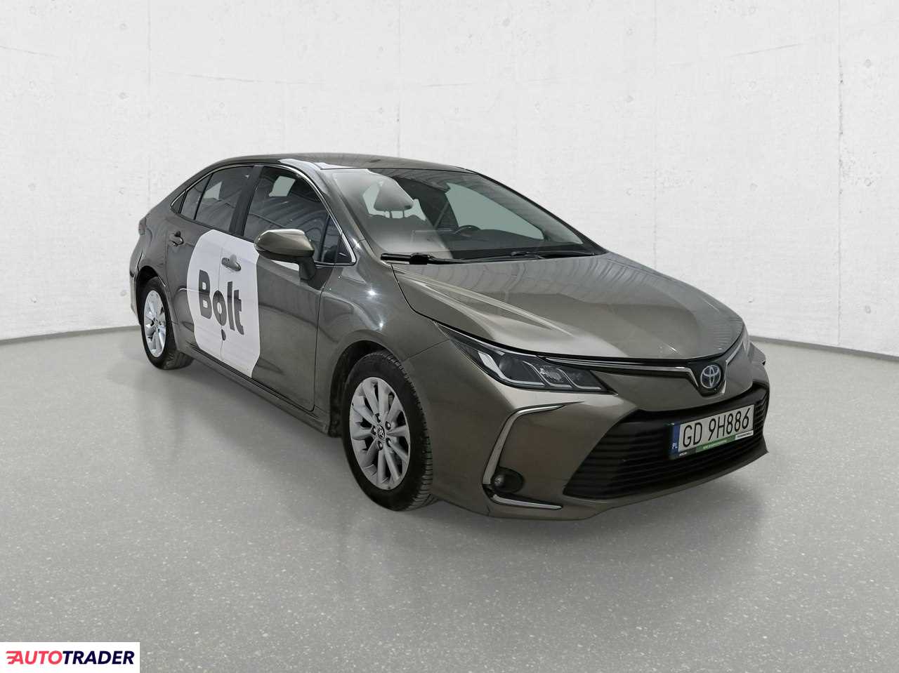 Toyota Corolla 2022 1.8 98 KM