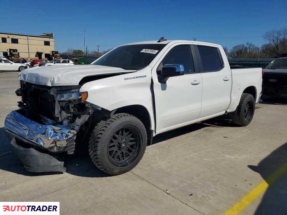 Chevrolet Silverado 2021 5