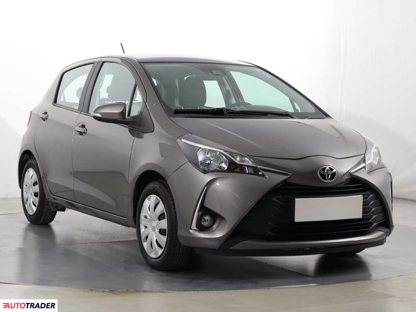 Toyota Yaris 1.5 109 KM 2018r. (Piaseczno)