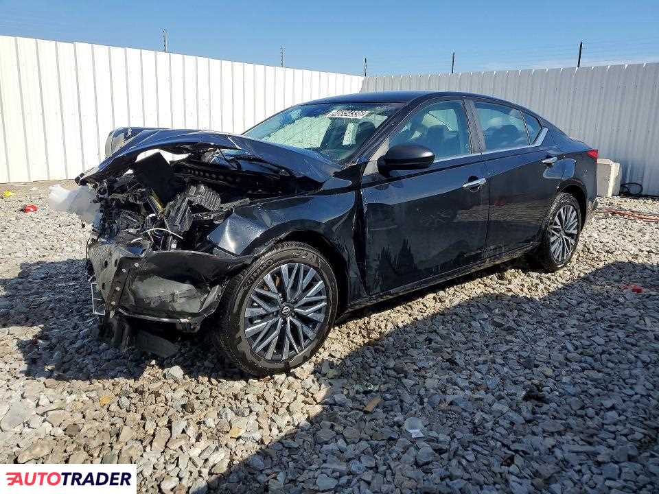 Nissan Altima 2025 2