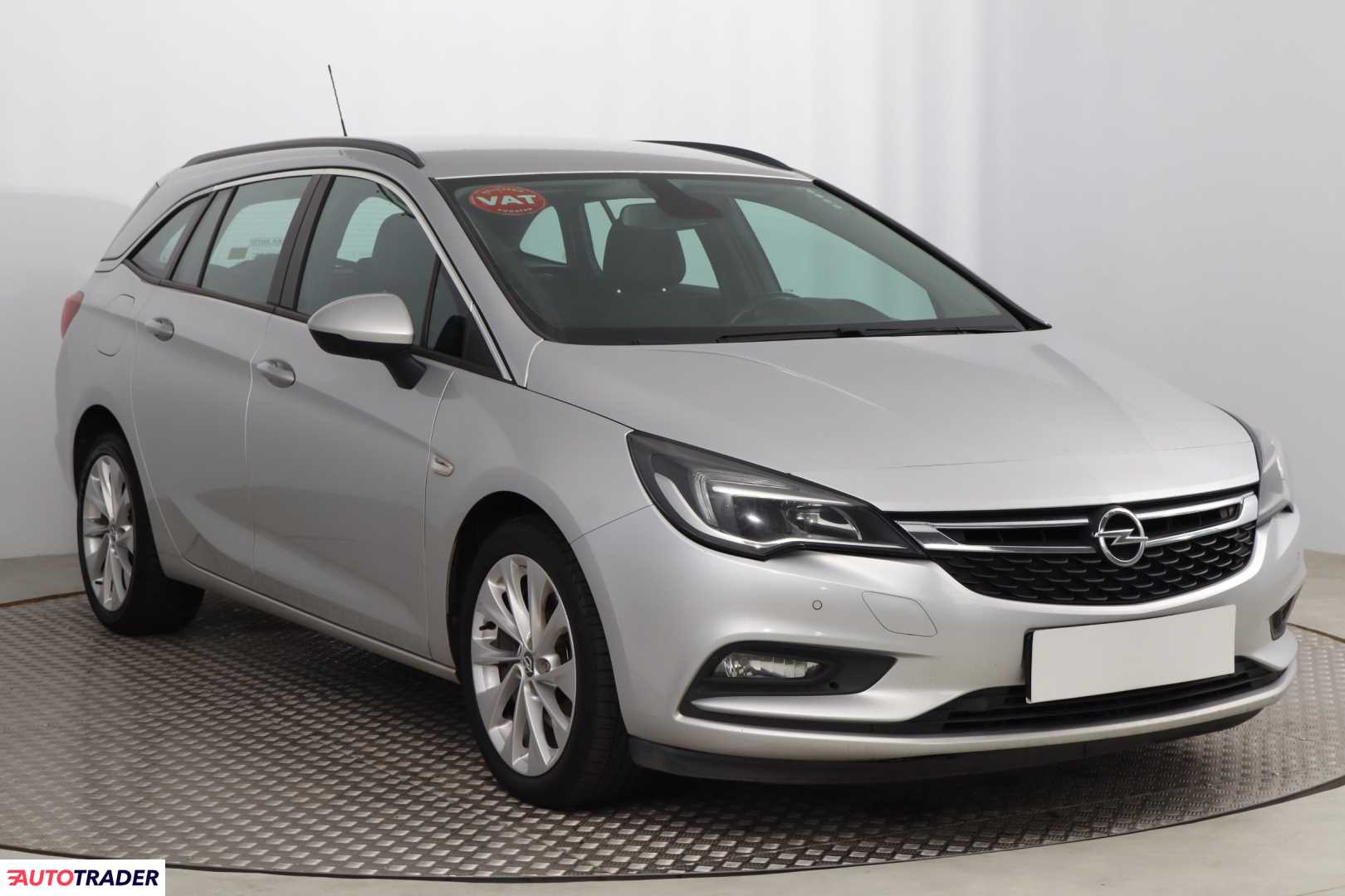 Opel Astra 2017 1.6 134 KM