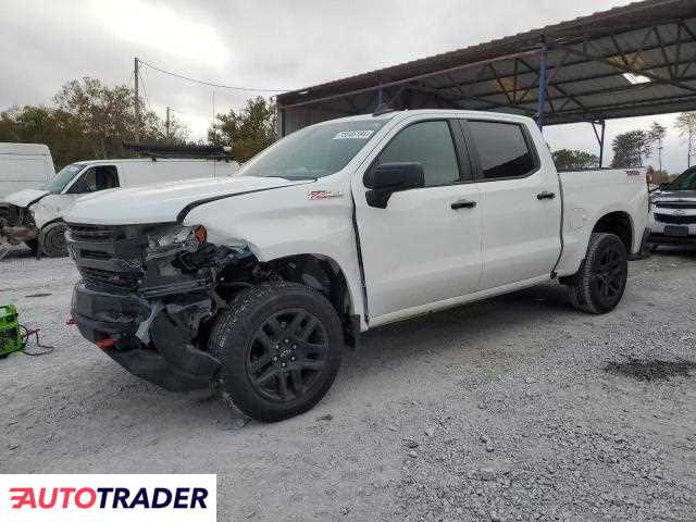 Chevrolet Silverado 5.0 benzyna 2022r. (CARTERSVILLE)