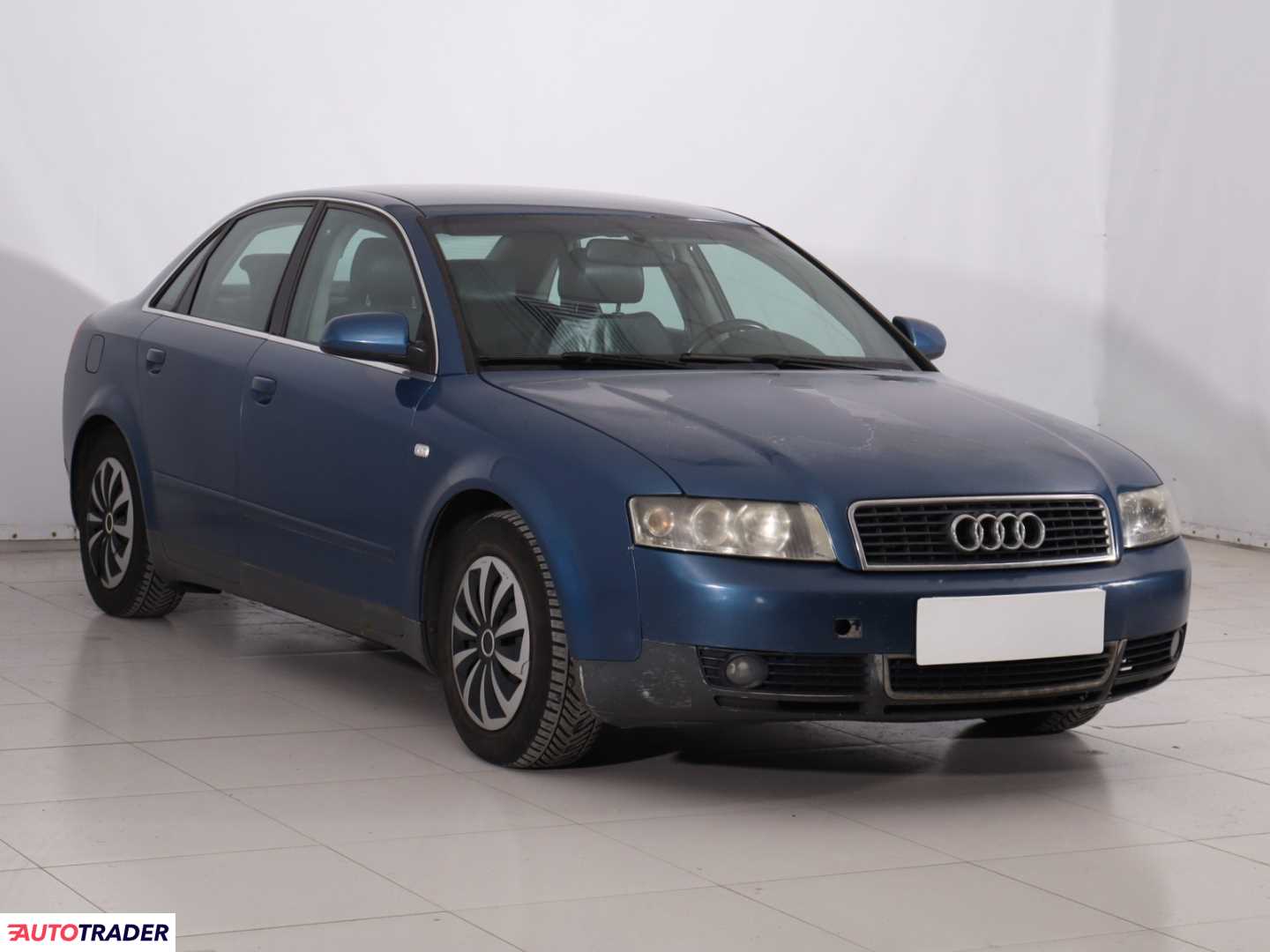 Audi A4 2001 2.0 128 KM
