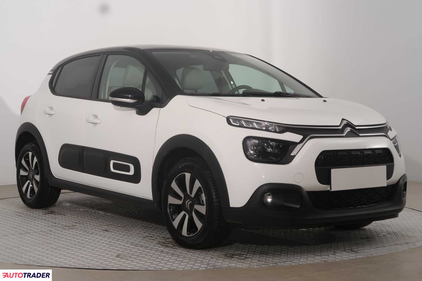 Citroen C3 1.2 81 KM 2024r. (Piaseczno)