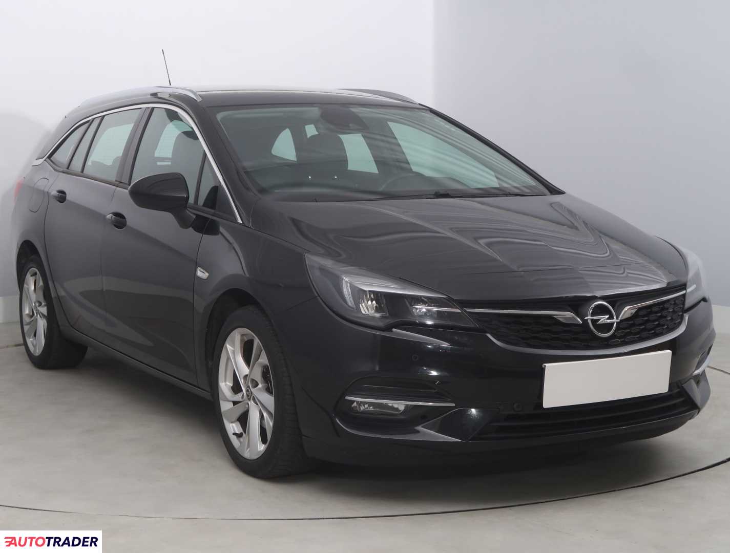 Opel Astra 2020 1.5 120 KM