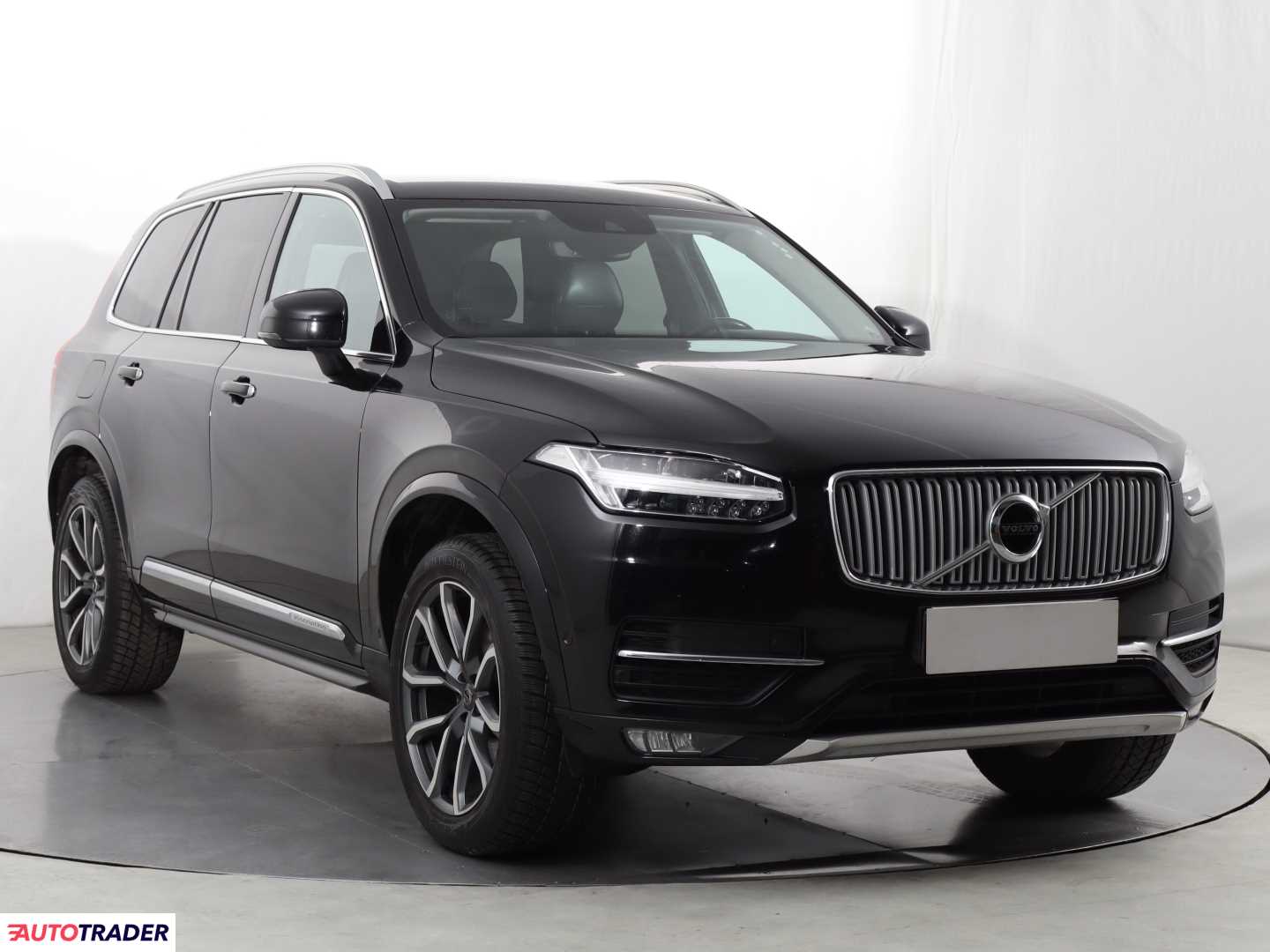 Volvo XC90 2016 2.0 221 KM