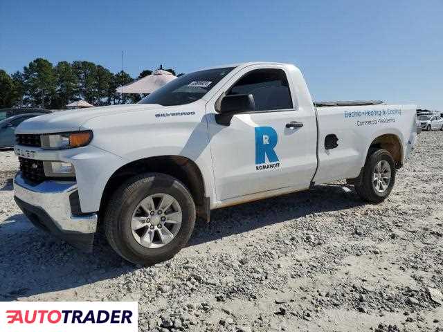 Chevrolet Silverado 5.0 benzyna 2020r. (LOGANVILLE)