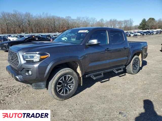 Toyota Tacoma 3.0 benzyna 2021r. (CONWAY)