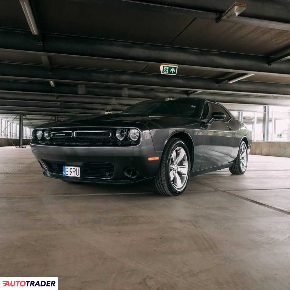 Dodge Challenger 2016 3.6 309 KM Dodge Challenger 2016 3.6 309 KM