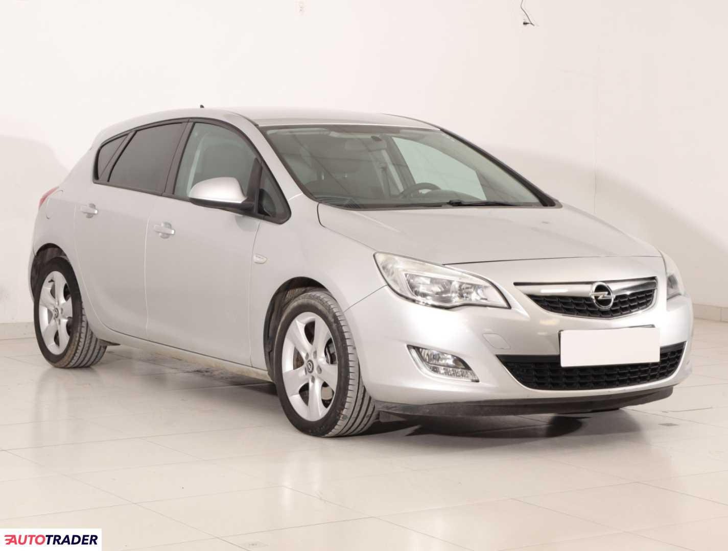 Opel Astra 2012 1.7 108 KM