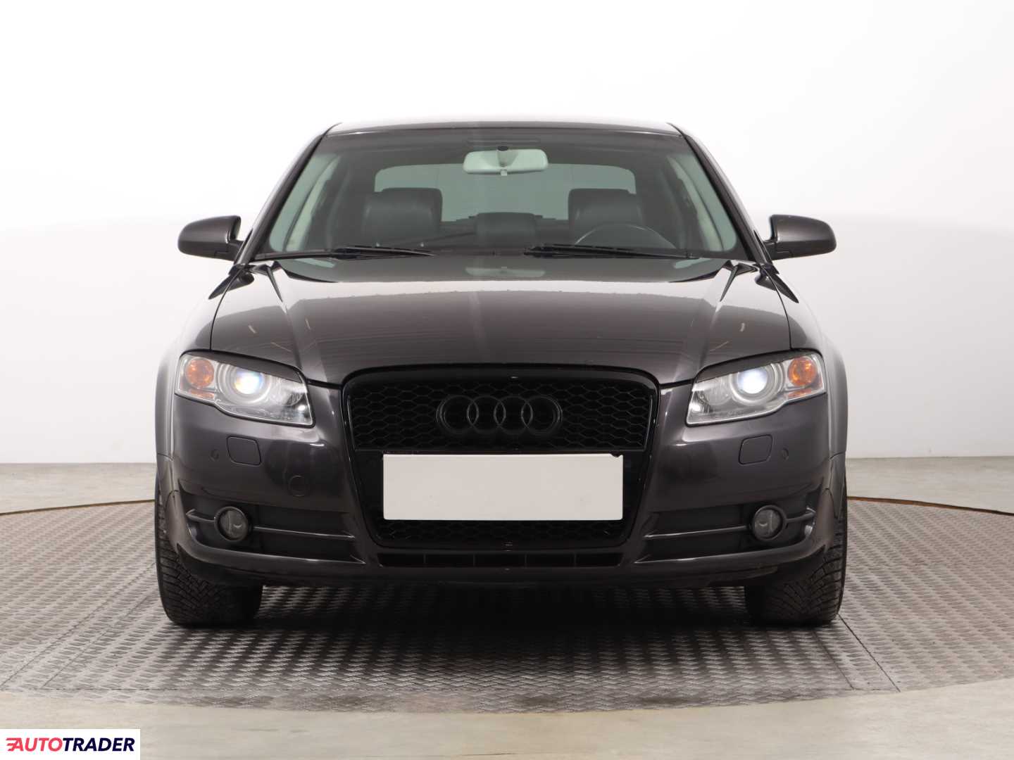 Audi A4 2007 3.1 252 KM