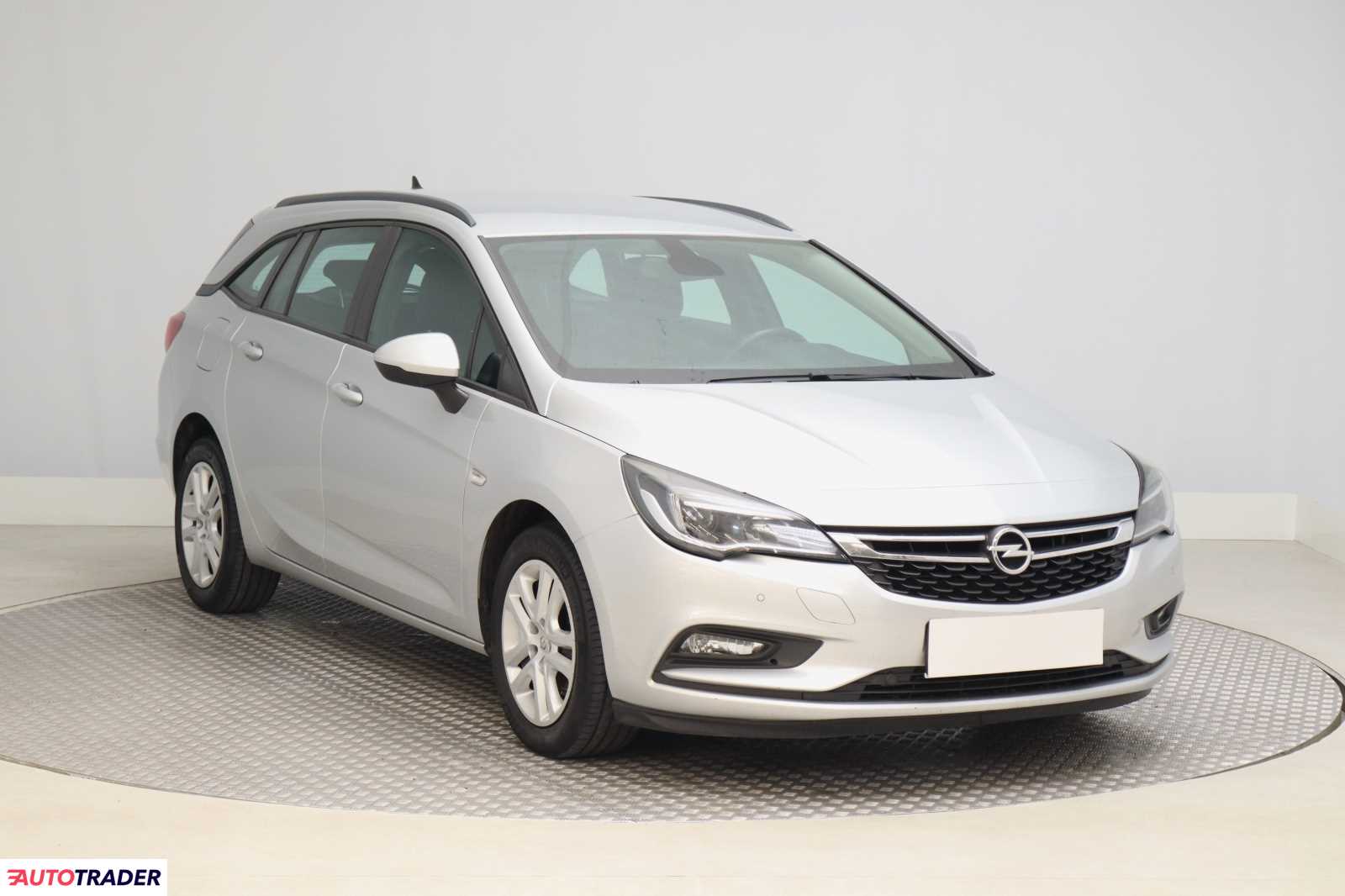 Opel Astra 2016 1.4 123 KM