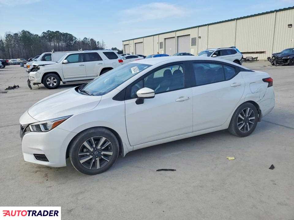 Nissan Versa 2020 1