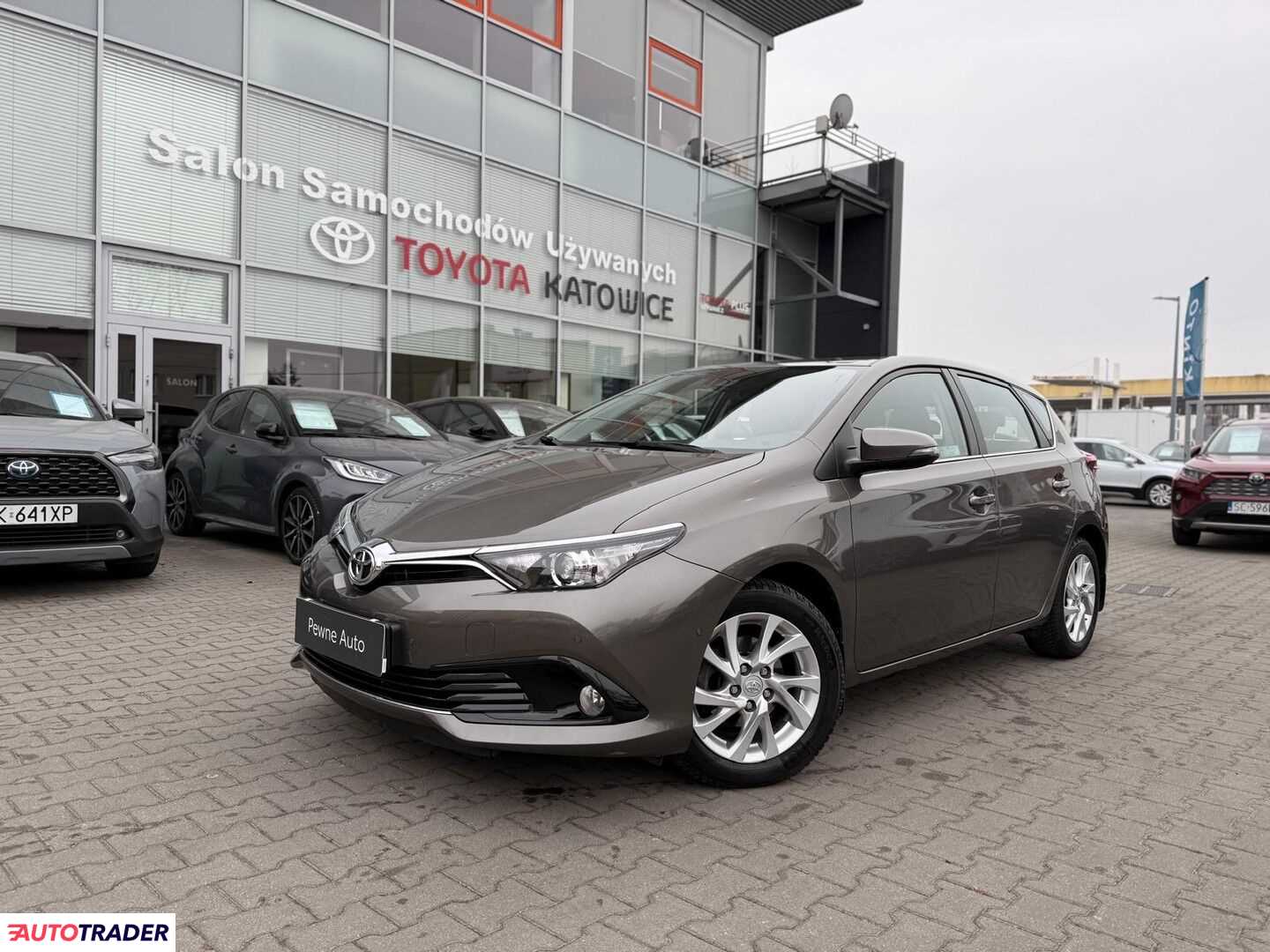 Toyota Auris 2017 1.6 132 KM