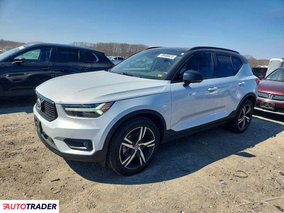 Volvo XC40 2021 2