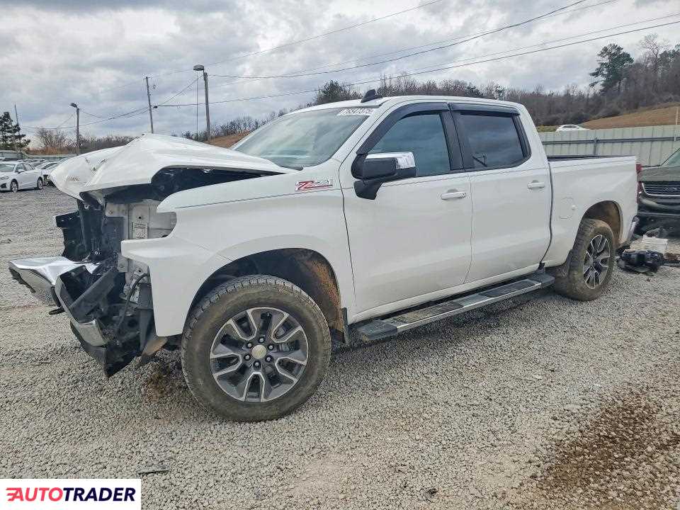 Chevrolet Silverado 2020 5