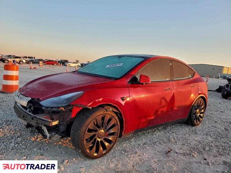 Tesla Model Y 2022