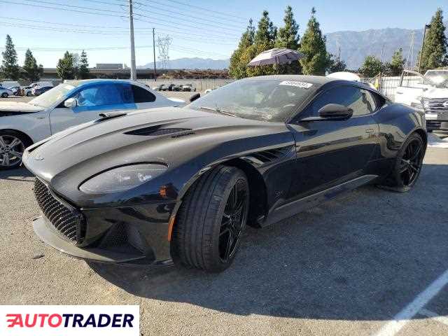 Aston Martin DBS 5.0 benzyna 2021r. (RANCHO CUCAMONGA)