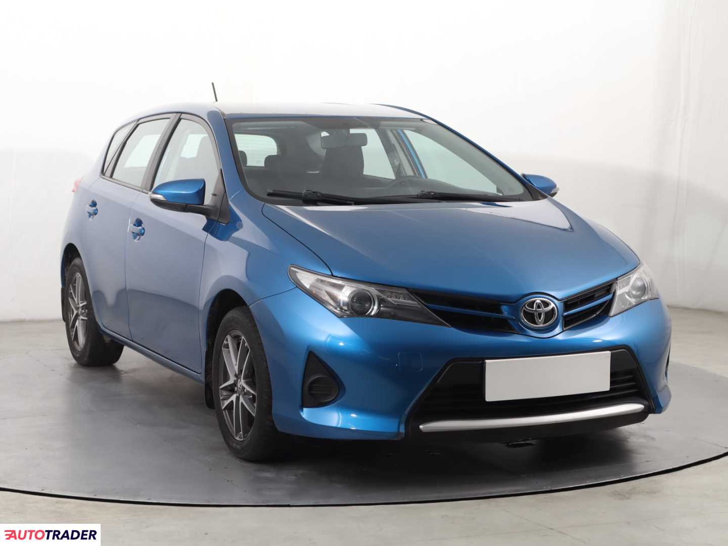 Toyota Auris 2014 1.6 130 KM