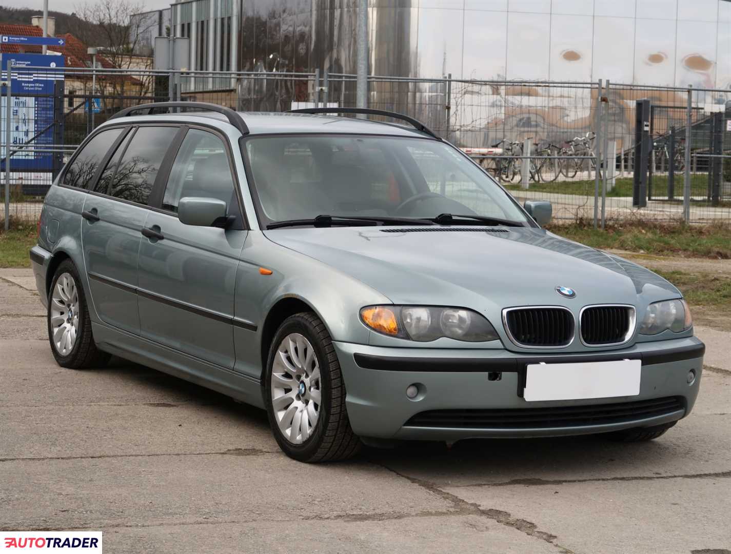 BMW 318 2002 2.0 140 KM