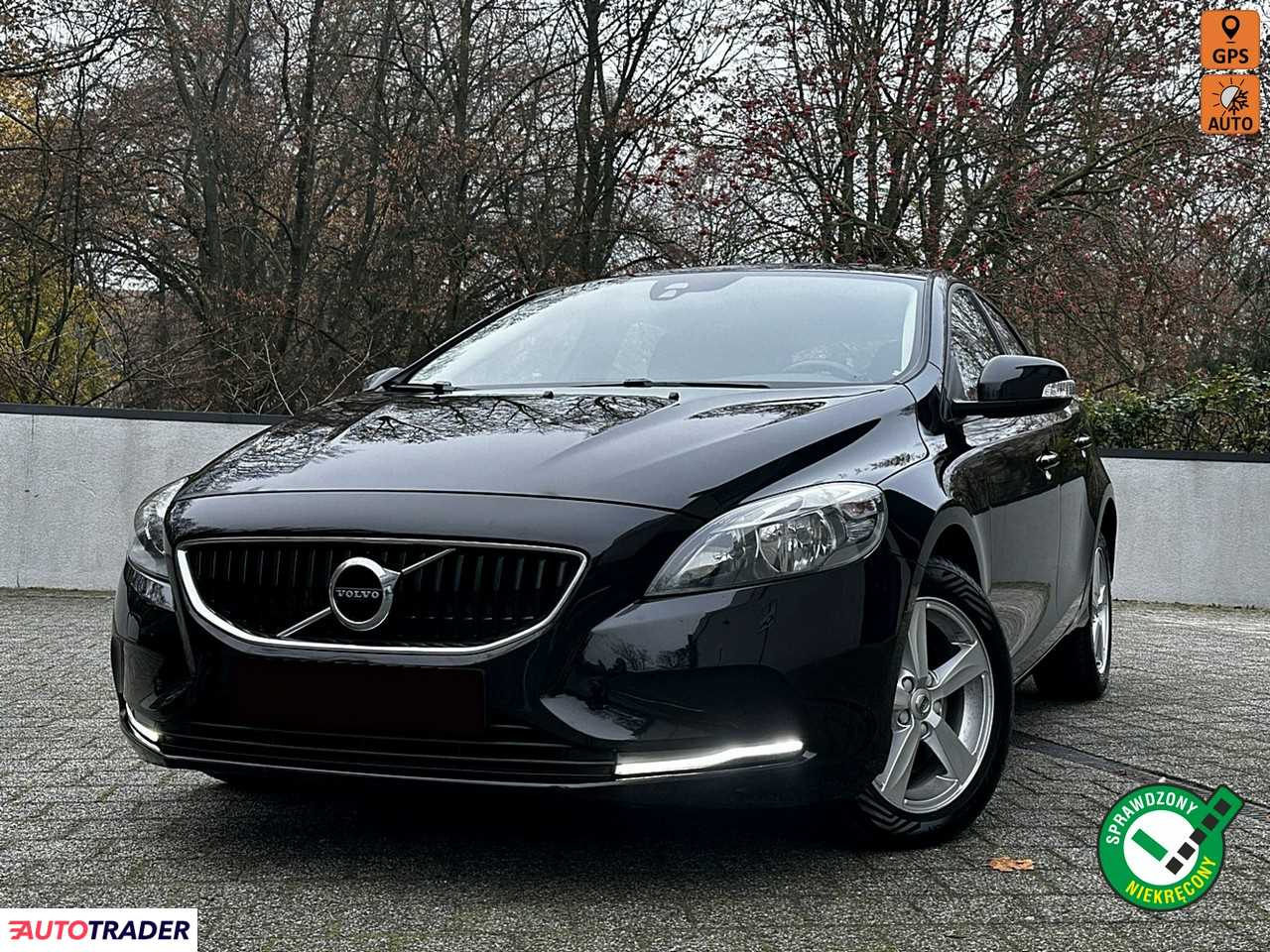 Volvo V40 2016 2.0 120 KM