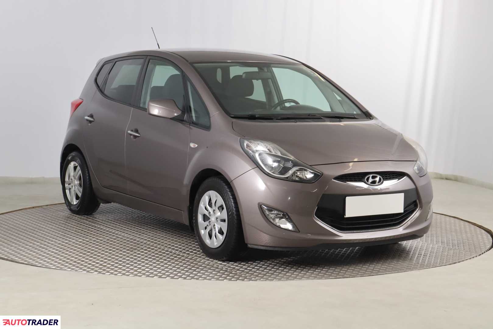 Hyundai ix20 2012 1.4 88 KM