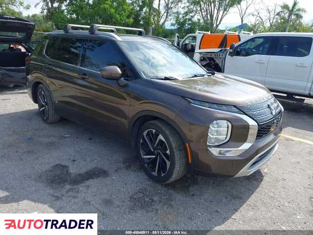 Mitsubishi Outlander 2022 2