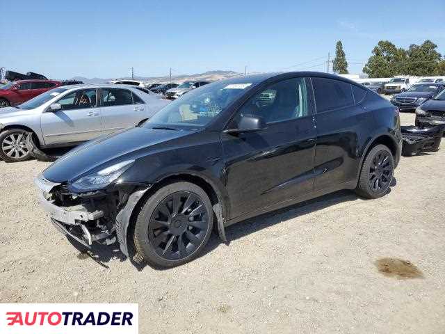 Tesla Model Y 2022 Tesla Model Y 2022