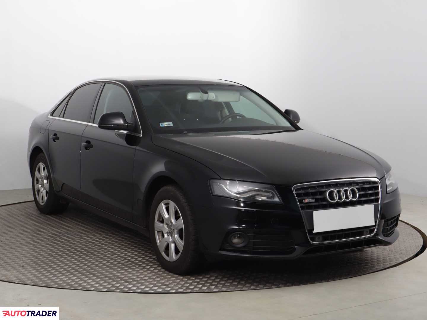 Audi A4 2008 2.0 140 KM