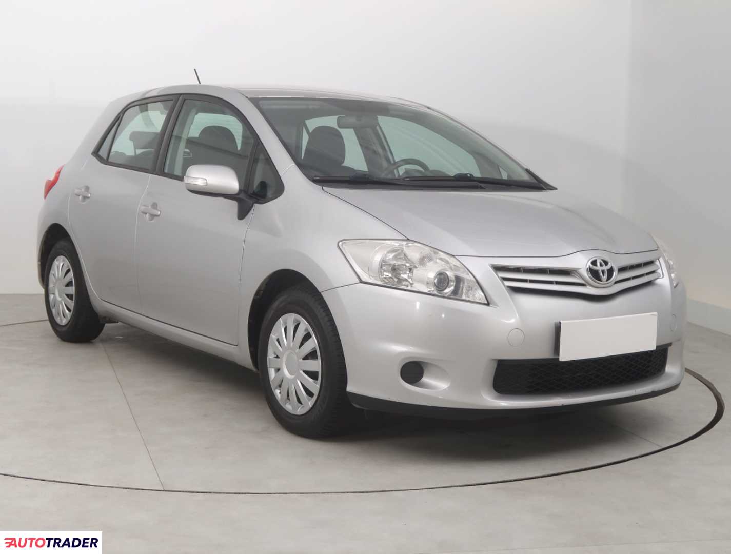 Toyota Auris 2012 1.3 97 KM Toyota Auris 2012 1.3 97 KM