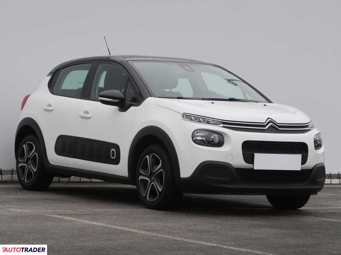 Citroen C3 2018 1.2 108 KM