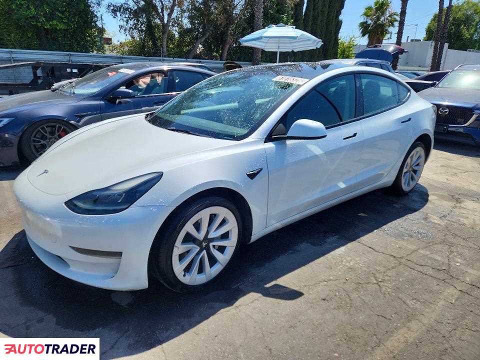 Tesla Model 3 2023