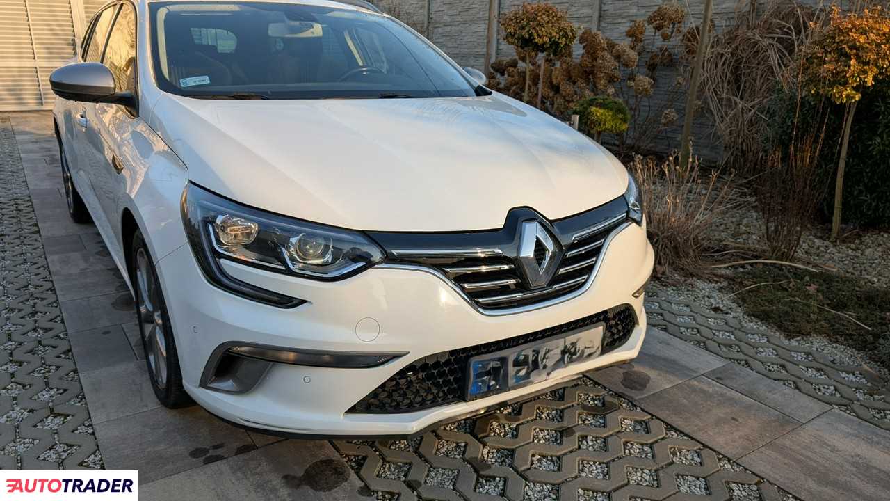 Renault Megane 2019 1.3 140 KM