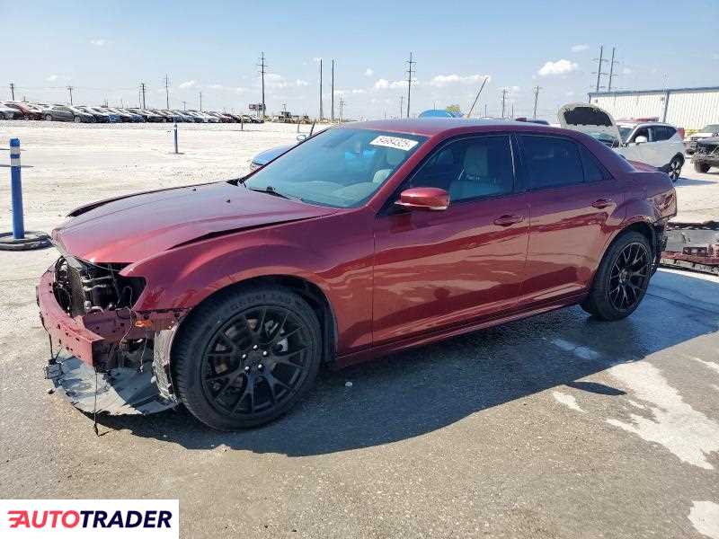 Chrysler 300C 2021 5