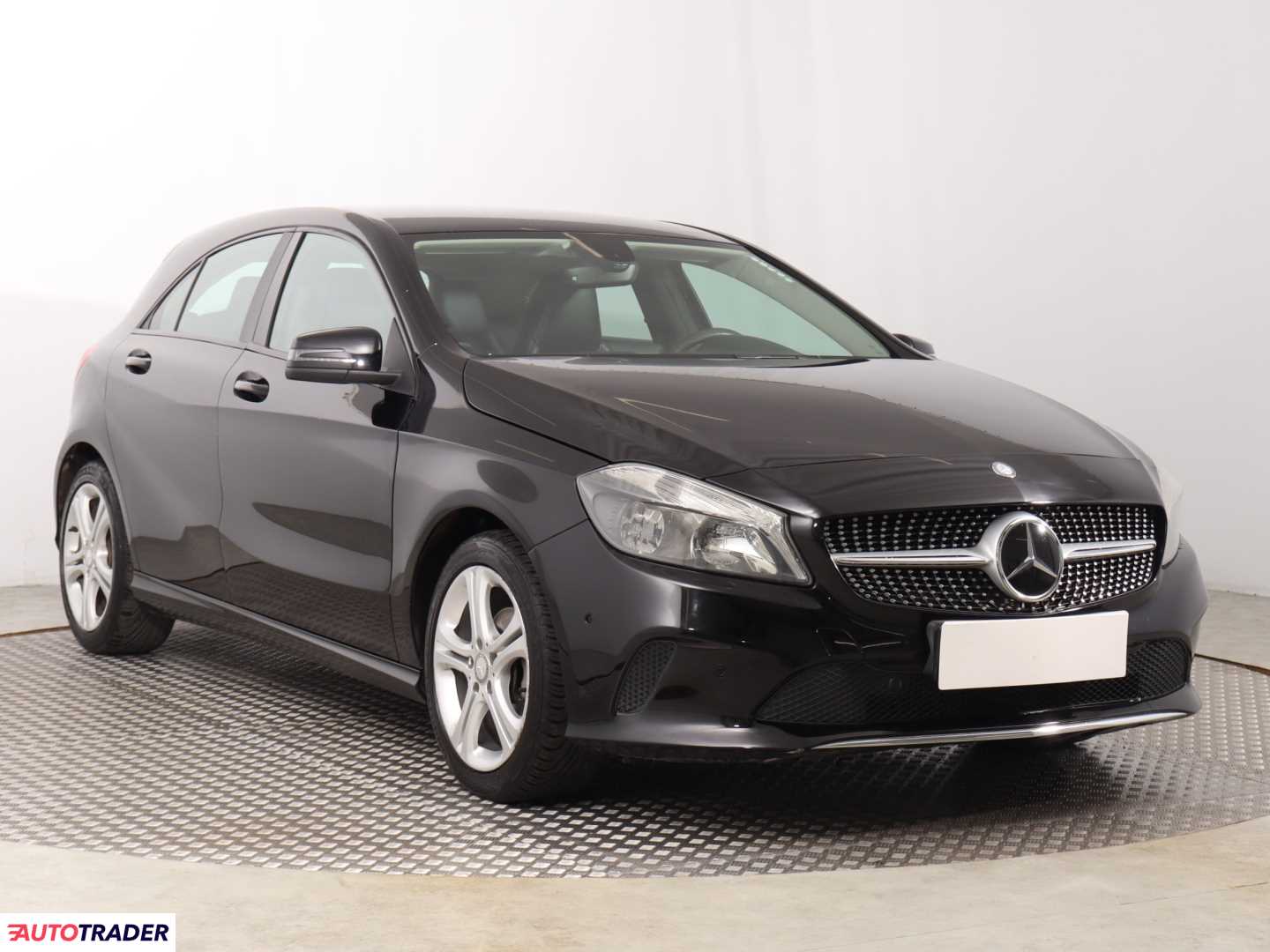 Mercedes A-klasa 2014 1.8 107 KM Mercedes A-klasa 2014 1.8 107 KM