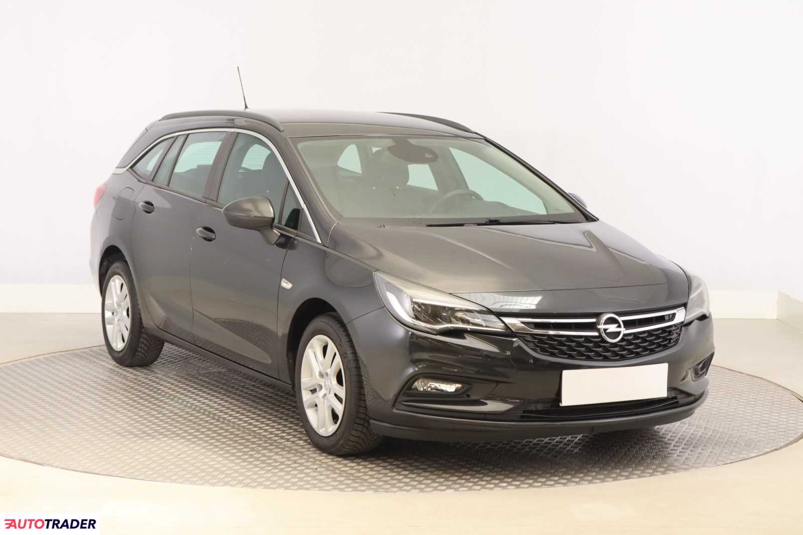 Opel Astra 2016 1.4 123 KM
