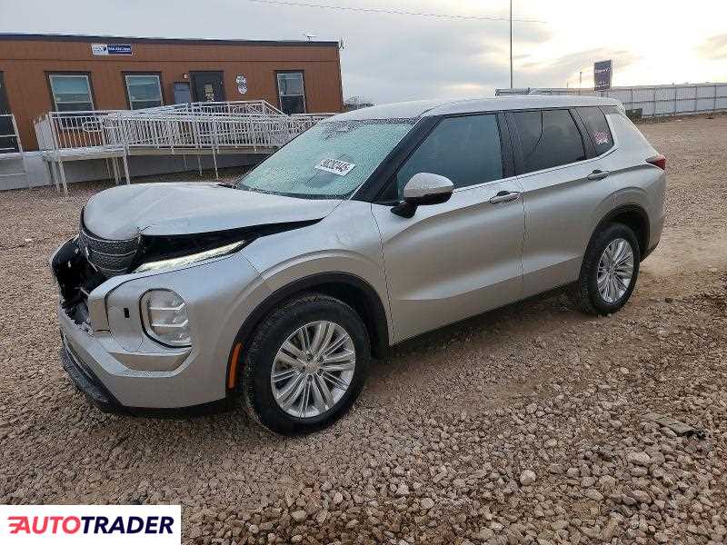 Mitsubishi Outlander 2022 2