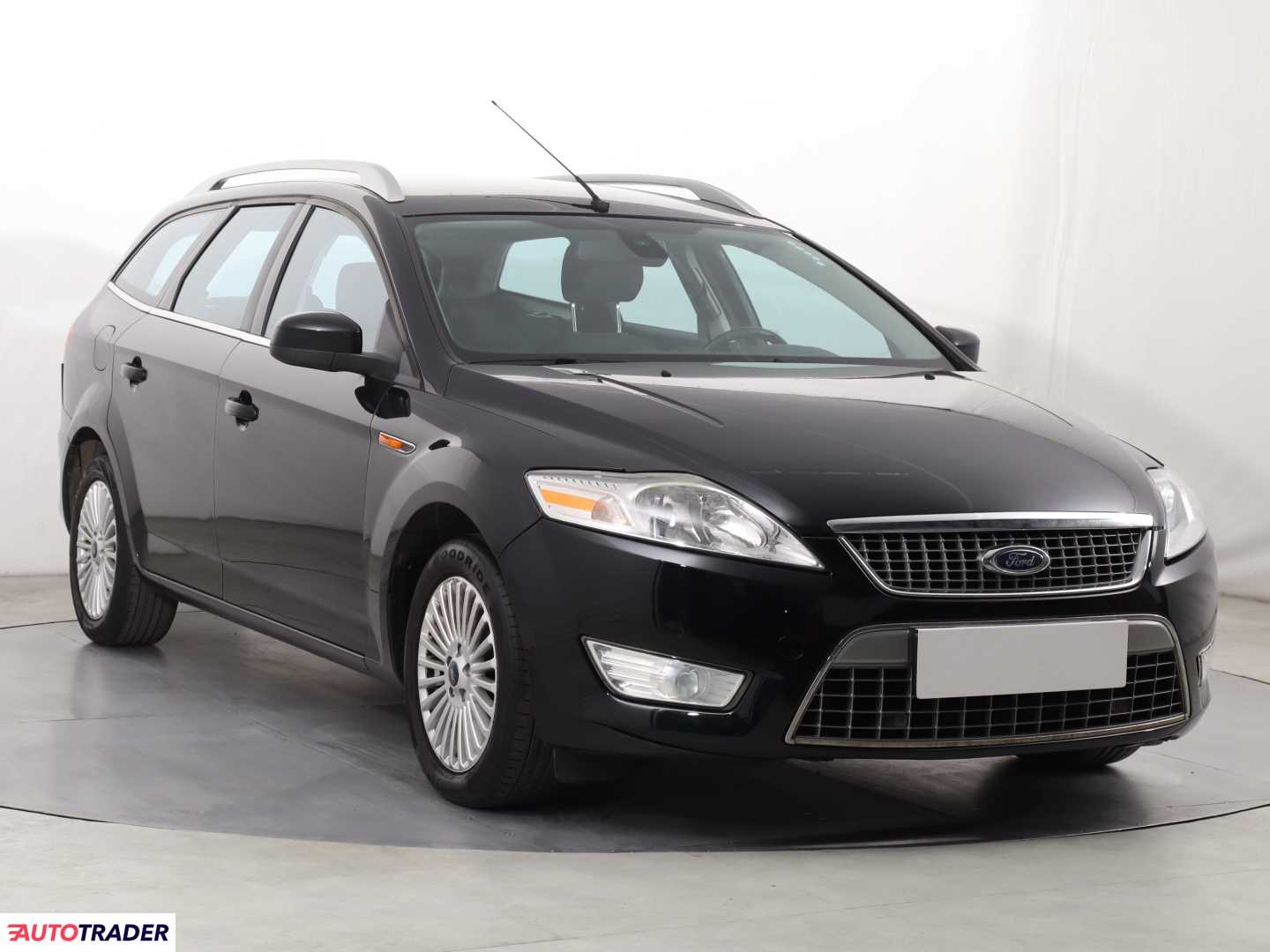 Ford Mondeo 2010 2.0 143 KM