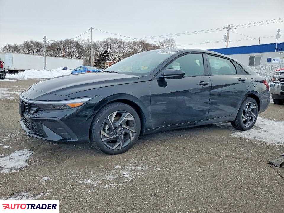 Hyundai Elantra 2025 2