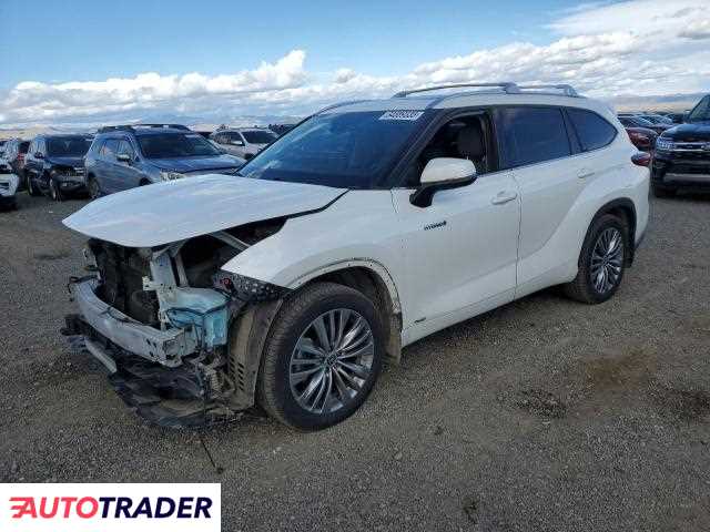 Toyota Highlander 2021 2 Toyota Highlander 2021 2