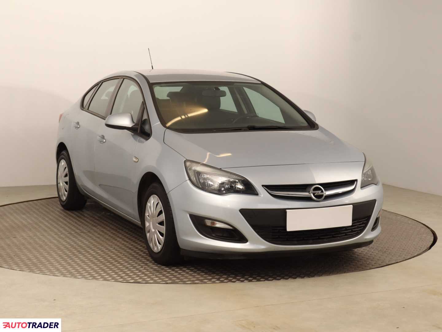 Opel Astra 2016 1.6 113 KM