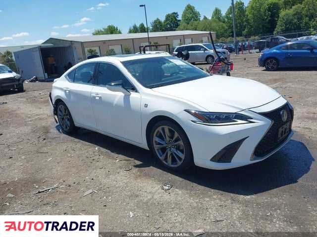 Lexus ES 2020 3